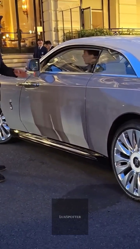 Tweekleurige Rolls-Royce Spectre